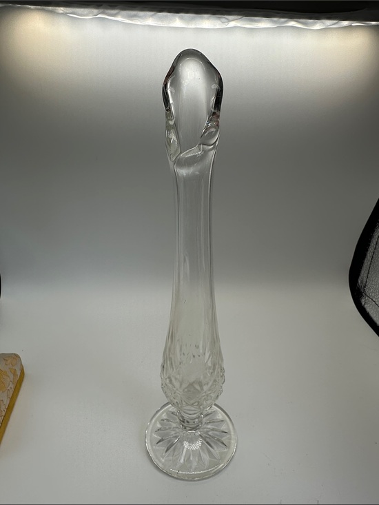 Other - Clear footed swung bud vase mcm star pattern base (S)